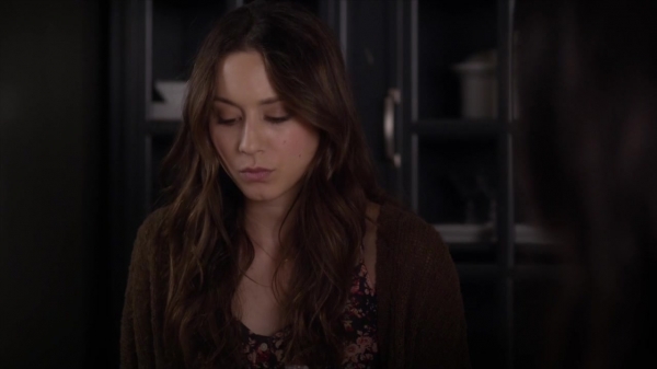 Pretty_Little_Liars_S06E04_720p_HDTV_X264-DIMENSION_0732.jpg