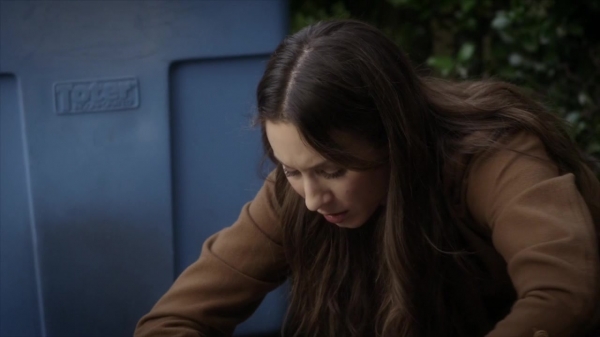 Pretty_Little_Liars_S06E04_720p_HDTV_X264-DIMENSION_0798.jpg