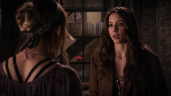 Pretty_Little_Liars_S06E04_720p_HDTV_X264-DIMENSION_1231.jpg