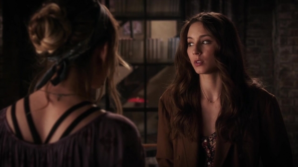 Pretty_Little_Liars_S06E04_720p_HDTV_X264-DIMENSION_1232.jpg