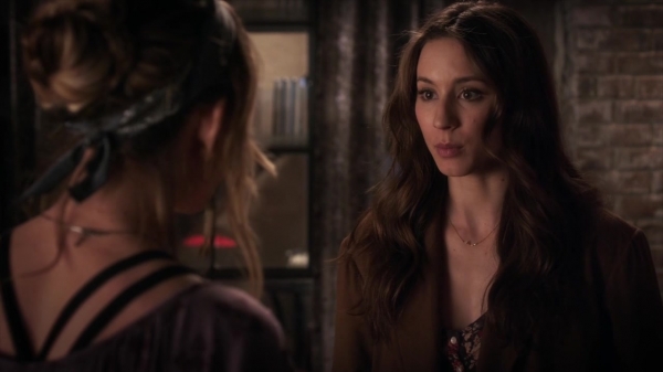 Pretty_Little_Liars_S06E04_720p_HDTV_X264-DIMENSION_1243.jpg