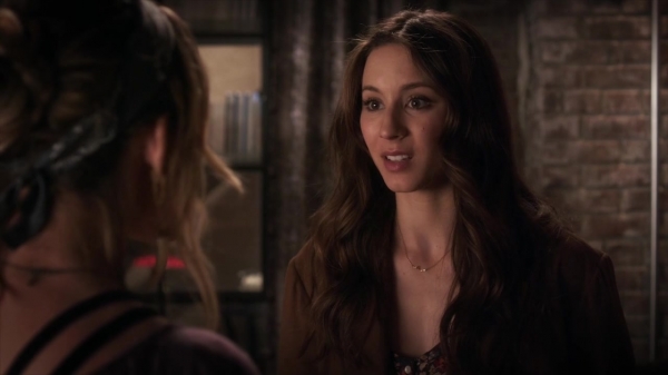 Pretty_Little_Liars_S06E04_720p_HDTV_X264-DIMENSION_1255.jpg