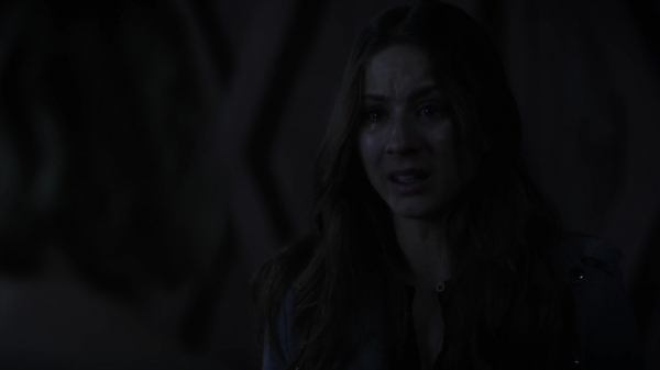 Pretty_Little_Liars_S06E04_720p_HDTV_X264-DIMENSION_1852.jpg