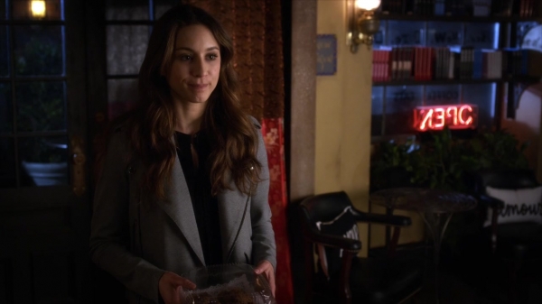 Pretty_Little_Liars_S06E04_720p_HDTV_X264-DIMENSION_2361.jpg
