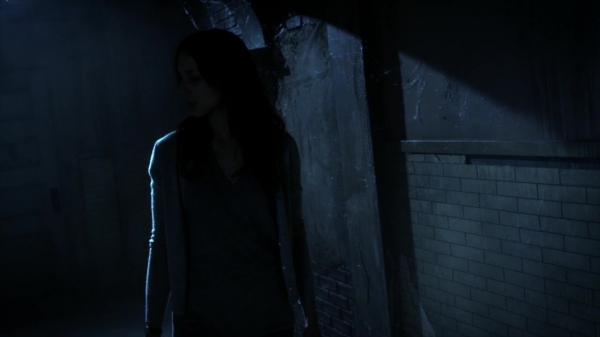 Pretty_Little_Liars_S06E05_720p_HDTV_X264-DIMENSION_0072.jpg
