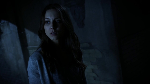 Pretty_Little_Liars_S06E05_720p_HDTV_X264-DIMENSION_0079.jpg
