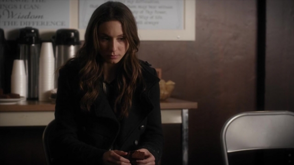 Pretty_Little_Liars_S06E05_720p_HDTV_X264-DIMENSION_1165.jpg