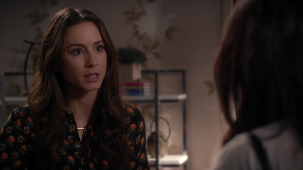 Pretty_Little_Liars_S06E06_720p_HDTV_X264-DIMENSION_0103.jpg