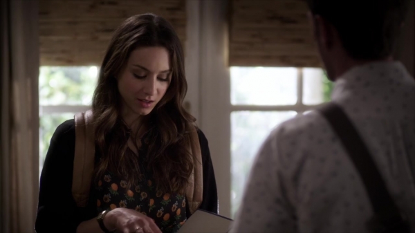 Pretty_Little_Liars_S06E06_720p_HDTV_X264-DIMENSION_0409.jpg