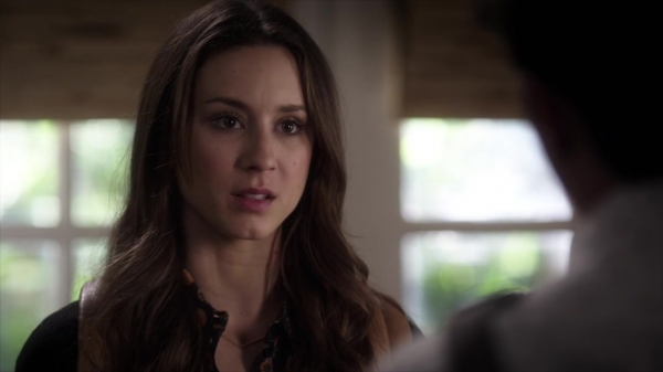 Pretty_Little_Liars_S06E06_720p_HDTV_X264-DIMENSION_0445.jpg