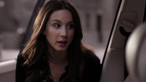 Pretty_Little_Liars_S06E06_720p_HDTV_X264-DIMENSION_0931.jpg