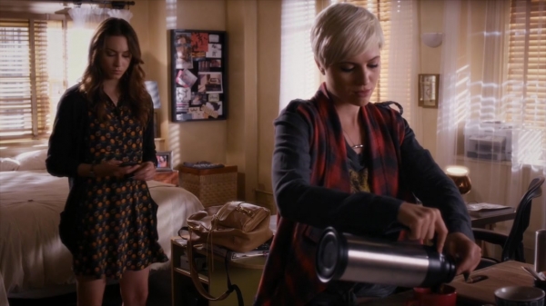 Pretty_Little_Liars_S06E06_720p_HDTV_X264-DIMENSION_1264.jpg