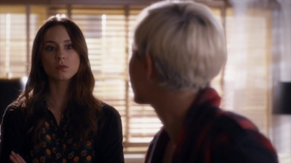 Pretty_Little_Liars_S06E06_720p_HDTV_X264-DIMENSION_1273.jpg