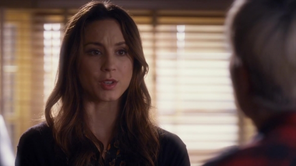 Pretty_Little_Liars_S06E06_720p_HDTV_X264-DIMENSION_1309.jpg