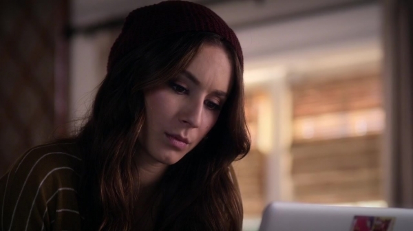 Pretty_Little_Liars_S06E08_FrAmed_720p_WEB-DL_DD5_1_H_264-PLLs_0572.jpg