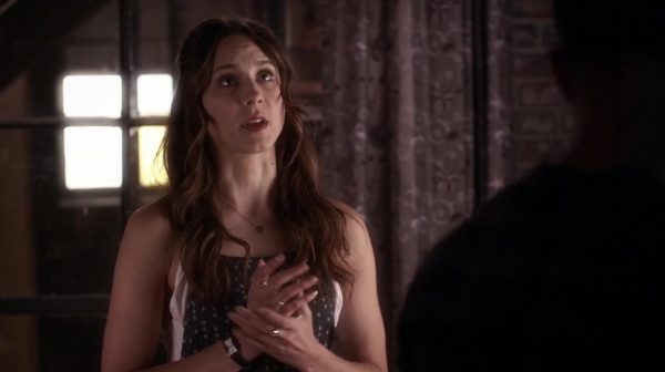 Pretty_Little_Liars_S06E09_Last_Dance_720p_WEB-DL_DD5_1_H_264-PLLs_0834.jpg