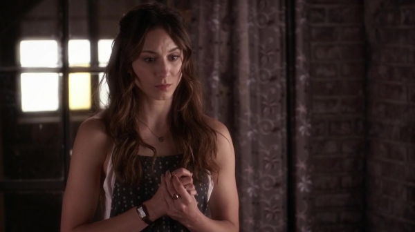 Pretty_Little_Liars_S06E09_Last_Dance_720p_WEB-DL_DD5_1_H_264-PLLs_0852.jpg