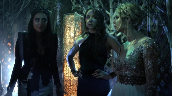 Pretty_Little_Liars_S06E10_Game_Over_Charles_720p_WEB-DL_DD5_1_H_264-PLLs_0182.jpg
