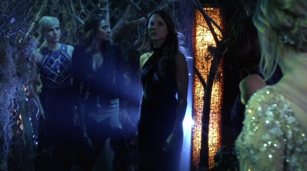 Pretty_Little_Liars_S06E10_Game_Over_Charles_720p_WEB-DL_DD5_1_H_264-PLLs_0209.jpg
