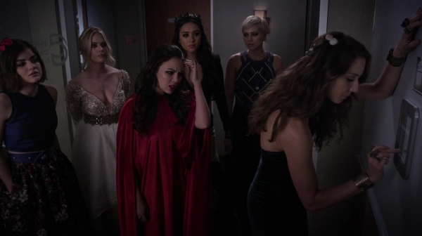 Pretty_Little_Liars_S06E10_Game_Over_Charles_720p_WEB-DL_DD5_1_H_264-PLLs_0384.jpg