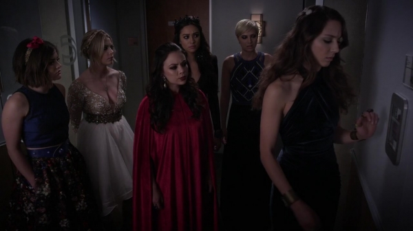 Pretty_Little_Liars_S06E10_Game_Over_Charles_720p_WEB-DL_DD5_1_H_264-PLLs_0411.jpg