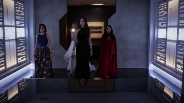 Pretty_Little_Liars_S06E10_Game_Over_Charles_720p_WEB-DL_DD5_1_H_264-PLLs_0445.jpg