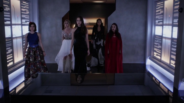Pretty_Little_Liars_S06E10_Game_Over_Charles_720p_WEB-DL_DD5_1_H_264-PLLs_0447.jpg