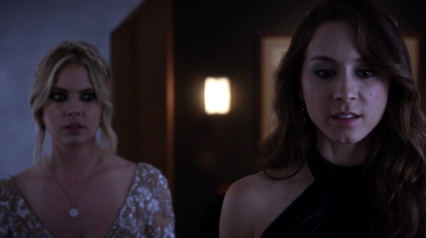Pretty_Little_Liars_S06E10_Game_Over_Charles_720p_WEB-DL_DD5_1_H_264-PLLs_0455.jpg