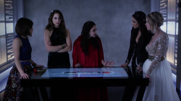 Pretty_Little_Liars_S06E10_Game_Over_Charles_720p_WEB-DL_DD5_1_H_264-PLLs_0613.jpg