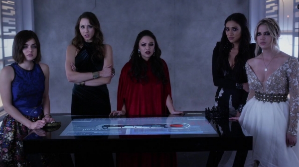 Pretty_Little_Liars_S06E10_Game_Over_Charles_720p_WEB-DL_DD5_1_H_264-PLLs_0825.jpg