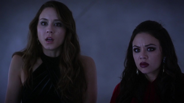 Pretty_Little_Liars_S06E10_Game_Over_Charles_720p_WEB-DL_DD5_1_H_264-PLLs_1135.jpg