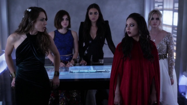 Pretty_Little_Liars_S06E10_Game_Over_Charles_720p_WEB-DL_DD5_1_H_264-PLLs_1670.jpg