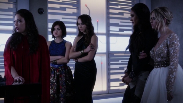 Pretty_Little_Liars_S06E10_Game_Over_Charles_720p_WEB-DL_DD5_1_H_264-PLLs_1915.jpg