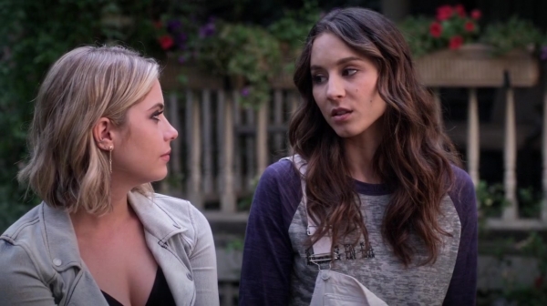 Pretty_Little_Liars_S06E10_Game_Over_Charles_720p_WEB-DL_DD5_1_H_264-PLLs_2426.jpg