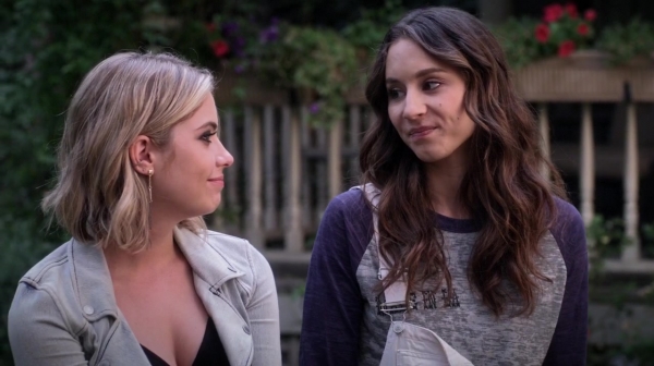 Pretty_Little_Liars_S06E10_Game_Over_Charles_720p_WEB-DL_DD5_1_H_264-PLLs_2427.jpg