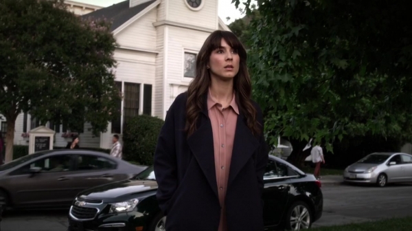 Pretty_Little_Liars_S06E11_Of_Late_I_Think_of_Rosewood_720p_WEB-DL_DD5_1_H_264-NTb_0359.jpg