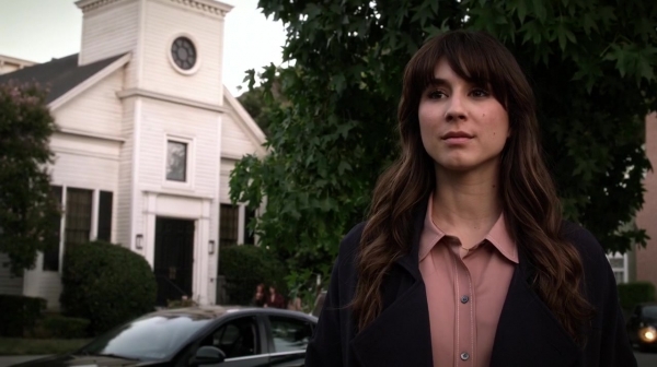 Pretty_Little_Liars_S06E11_Of_Late_I_Think_of_Rosewood_720p_WEB-DL_DD5_1_H_264-NTb_0372.jpg