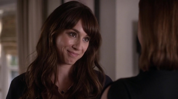 Pretty_Little_Liars_S06E11_Of_Late_I_Think_of_Rosewood_720p_WEB-DL_DD5_1_H_264-NTb_0780.jpg