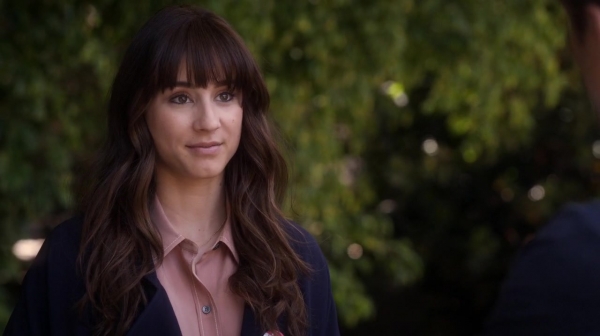 Pretty_Little_Liars_S06E11_Of_Late_I_Think_of_Rosewood_720p_WEB-DL_DD5_1_H_264-NTb_0951.jpg