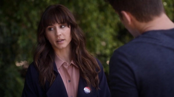 Pretty_Little_Liars_S06E11_Of_Late_I_Think_of_Rosewood_720p_WEB-DL_DD5_1_H_264-NTb_0978.jpg