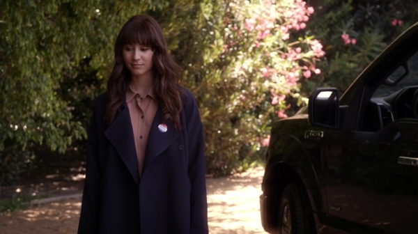 Pretty_Little_Liars_S06E11_Of_Late_I_Think_of_Rosewood_720p_WEB-DL_DD5_1_H_264-NTb_1016.jpg