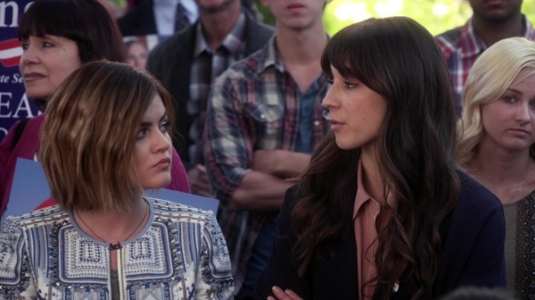 Pretty_Little_Liars_S06E11_Of_Late_I_Think_of_Rosewood_720p_WEB-DL_DD5_1_H_264-NTb_1197.jpg