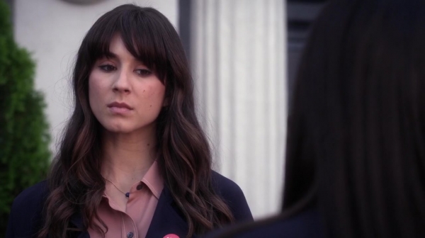 Pretty_Little_Liars_S06E11_Of_Late_I_Think_of_Rosewood_720p_WEB-DL_DD5_1_H_264-NTb_1265.jpg