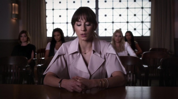 Pretty_Little_Liars_S06E11_Of_Late_I_Think_of_Rosewood_720p_WEB-DL_DD5_1_H_264-NTb_1385.jpg