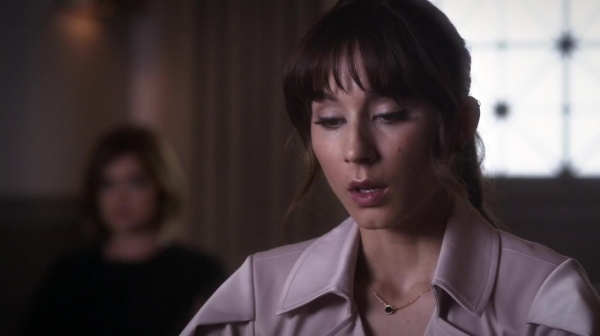Pretty_Little_Liars_S06E11_Of_Late_I_Think_of_Rosewood_720p_WEB-DL_DD5_1_H_264-NTb_1390.jpg