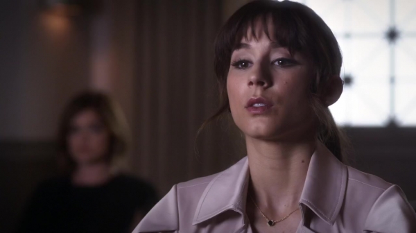 Pretty_Little_Liars_S06E11_Of_Late_I_Think_of_Rosewood_720p_WEB-DL_DD5_1_H_264-NTb_1391.jpg