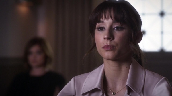 Pretty_Little_Liars_S06E11_Of_Late_I_Think_of_Rosewood_720p_WEB-DL_DD5_1_H_264-NTb_1393.jpg