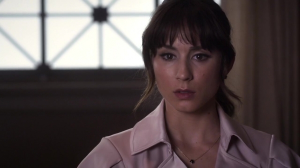 Pretty_Little_Liars_S06E11_Of_Late_I_Think_of_Rosewood_720p_WEB-DL_DD5_1_H_264-NTb_1647.jpg
