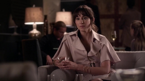 Pretty_Little_Liars_S06E11_Of_Late_I_Think_of_Rosewood_720p_WEB-DL_DD5_1_H_264-NTb_1774.jpg