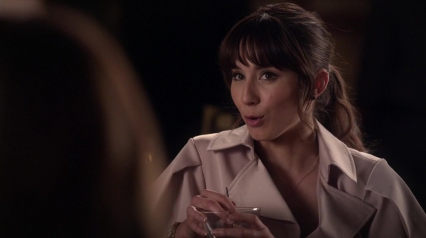 Pretty_Little_Liars_S06E11_Of_Late_I_Think_of_Rosewood_720p_WEB-DL_DD5_1_H_264-NTb_1782.jpg